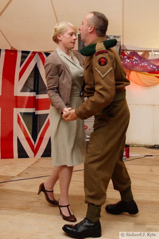 Dancers, Wartime in the Vale 2015