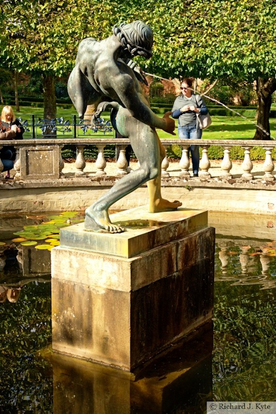 Fountain, Walled Garden, Buscot Park