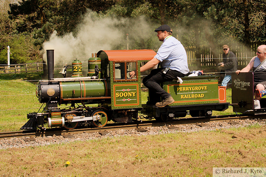 "Soony" heads for Rookwood, Perrygrove Railway Spring Gala 2023