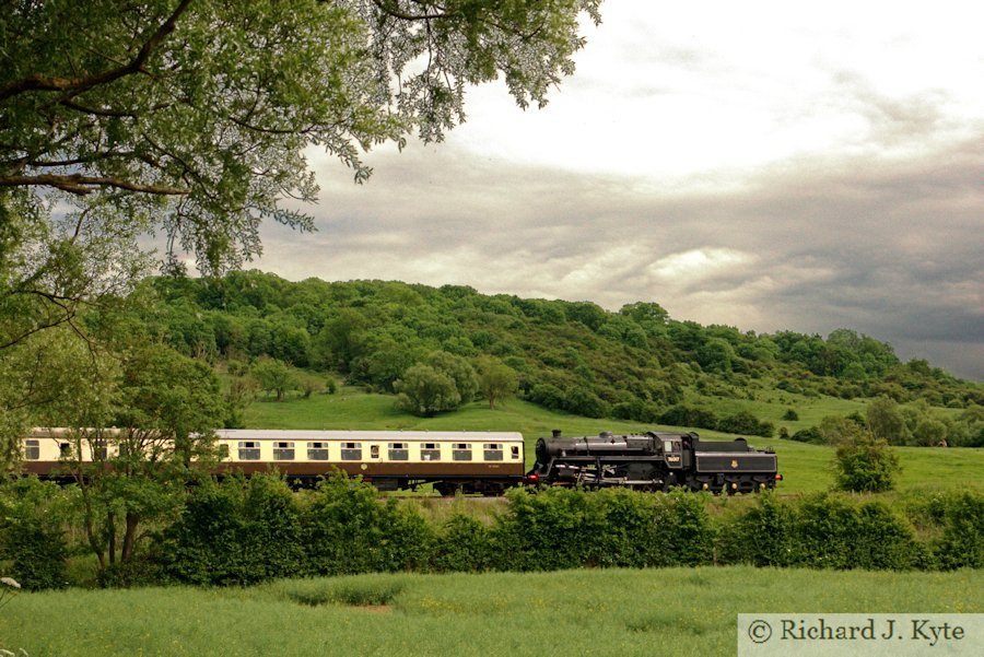 BR Standard 4MT no. 76017 departs Gotherington, Gloucestershire Warwickshire Railway 