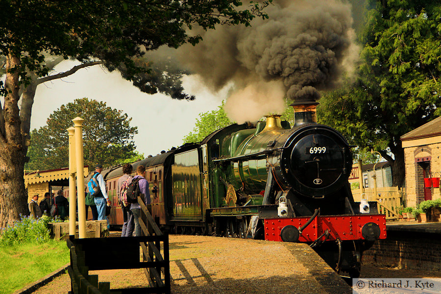 GWR "Modified Hall" class no. 7903 "Foremarke Hall" as 6999 "Capel Dewi Hall" arrives at Gotherington, Gloucestershire Warwickshire Railway