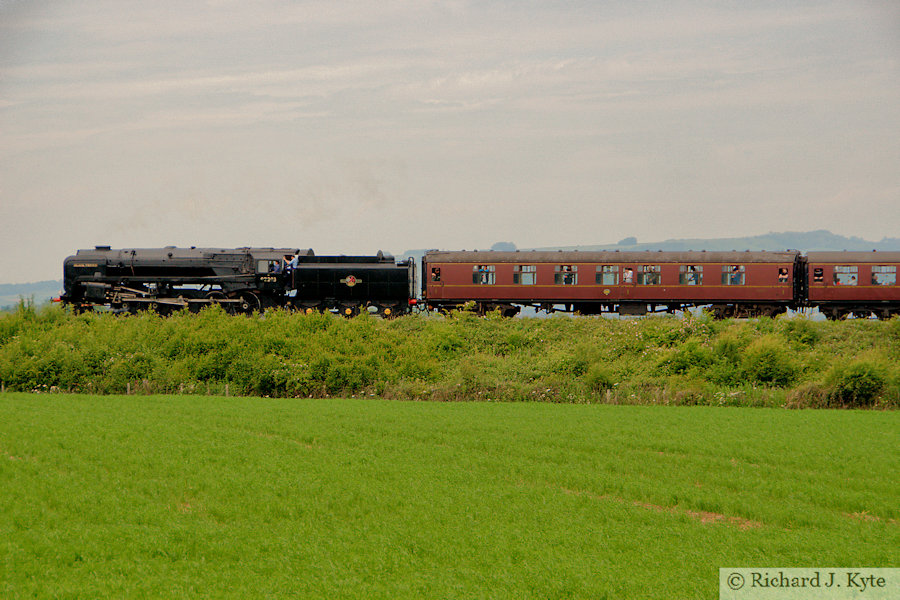 BR Class 9F no. 92203 "Black Prince" heads south at Laverton, Gloucestershire Warwickshire Railway "Cotswold Festival of Steam 2022"