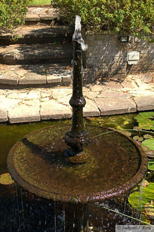 Fountain, Garden 31 : "Hill Top", Eckington Flower Festival and Open Gardens 2017