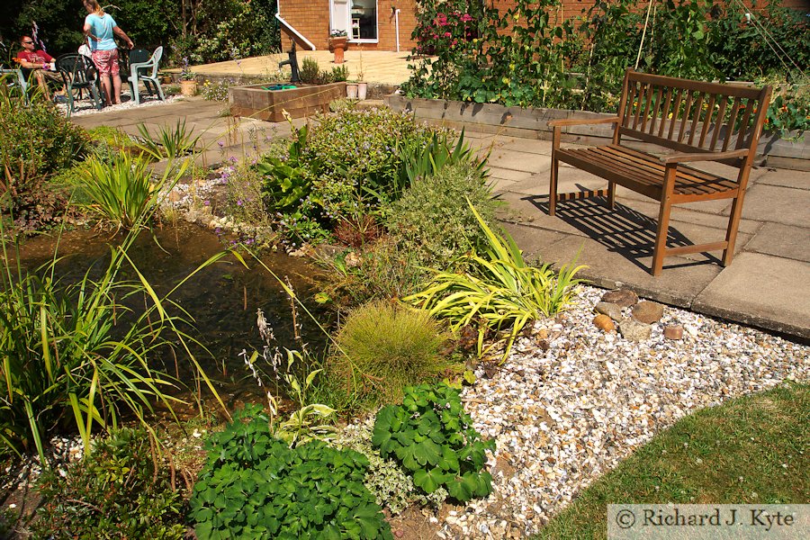 Pond, Garden 1 : Greenways, Fladbury Walkabout 2017