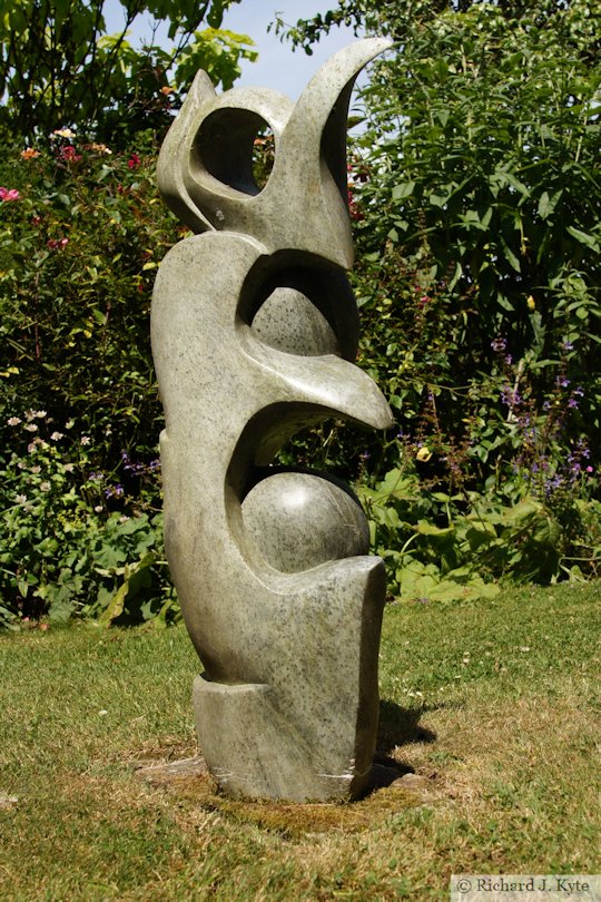 Sculpture, Garden 2 : Lansdowne House, Fladbury Walkabout 2017