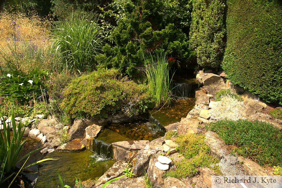 Waterfall, Garden 8, Fladbury Walkabout 2017