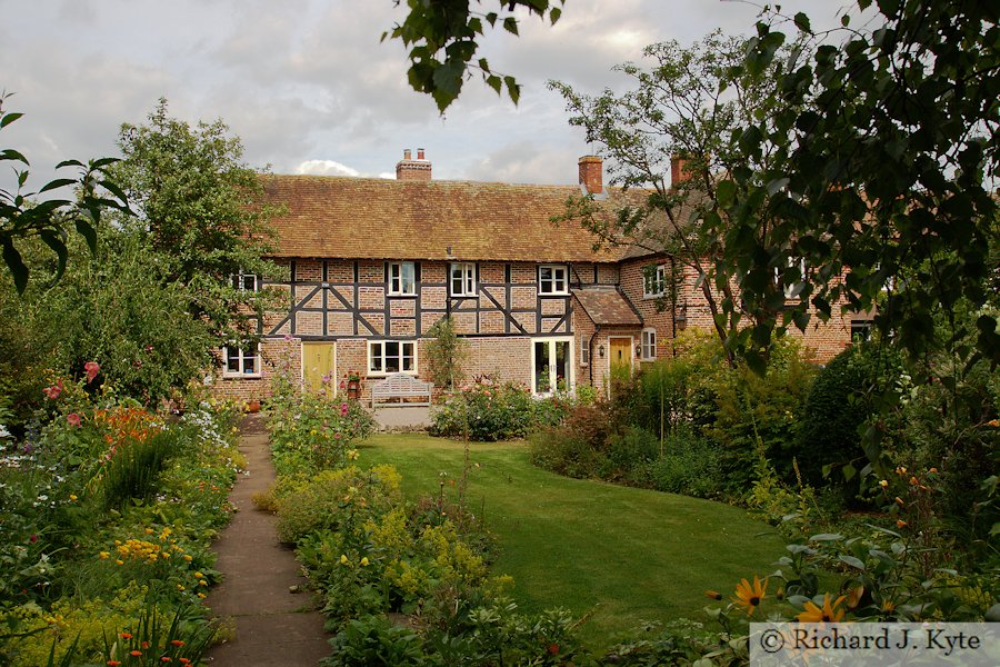 Garden 12 : Manor Cottage, Fladbury Walkabout 2017