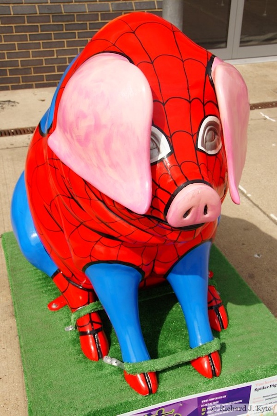Pig 28 : "Spider Pig", Henson Pig Trail 2017, Gloucestershire