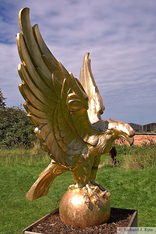 Sculpture, Nature in Art, Gloucestershire