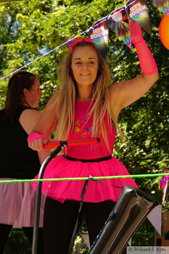 Participant - "Boogie Bounce", Evesham Carnival 2018