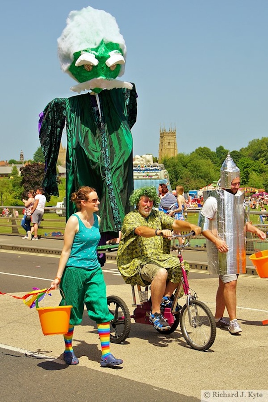 Carnival Participants, "Wizard of Oz", Evesham Carnival 2019