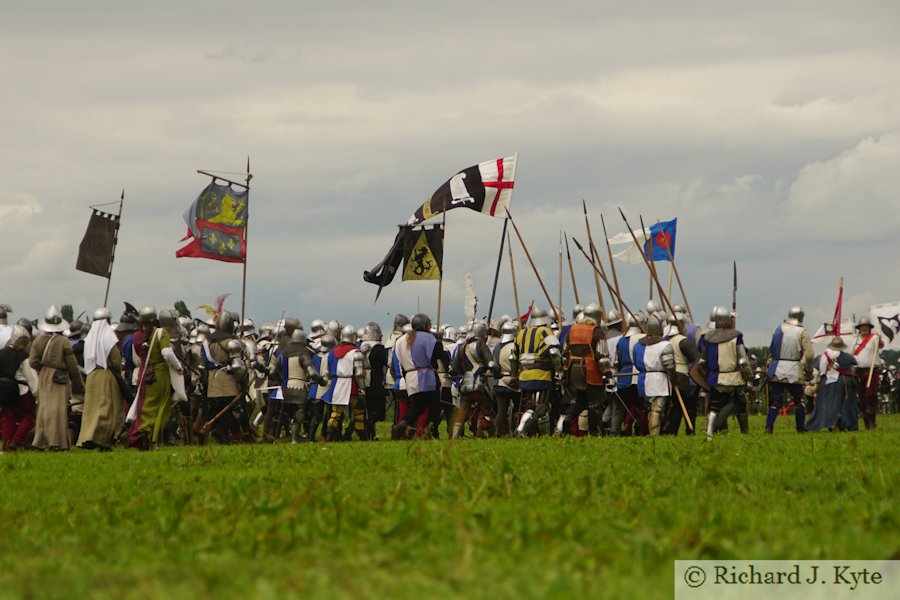 Lancastrian Troops advance into battle, Battle re-enactment, Tewkesbury Medieval Festival 2019