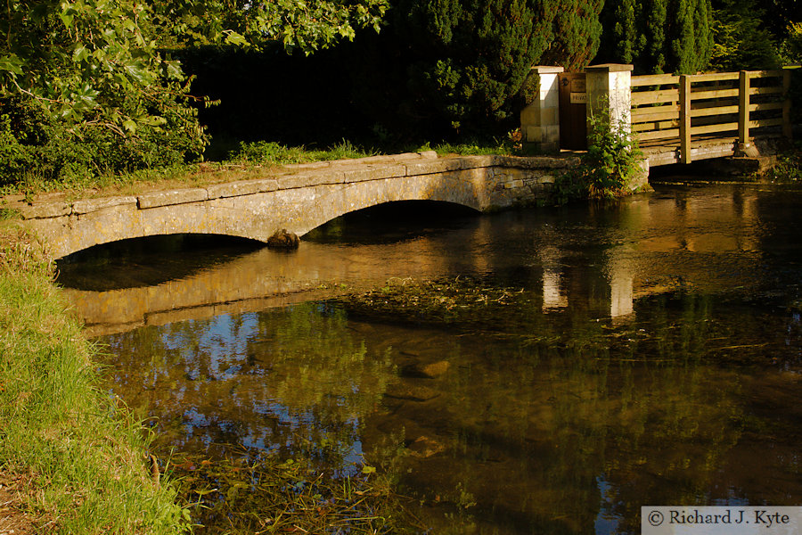 River Windrush, Bourton-on-the-Water, Cotswolds, Gloucestershire