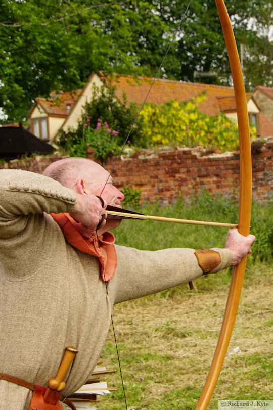 Archery Demonstration, Evesham Medieval Market 2022