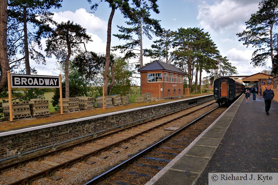 Broadway Railway Station, Gloucestershire Warwickshire Railway, Worcestershire