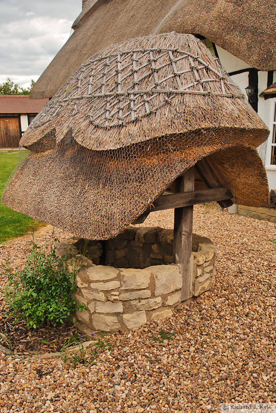 Ornamental Well, Garden 2: "Thatched Cottage", Cropthorne Walkabout 2024