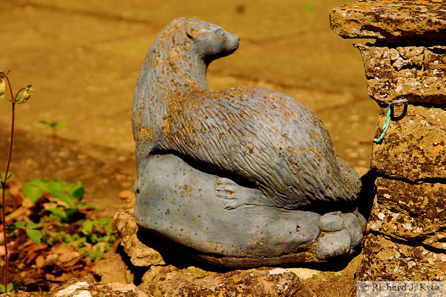 Stoat Sculpture, Garden 15: "Columbary House", Cropthorne Walkabout 2024