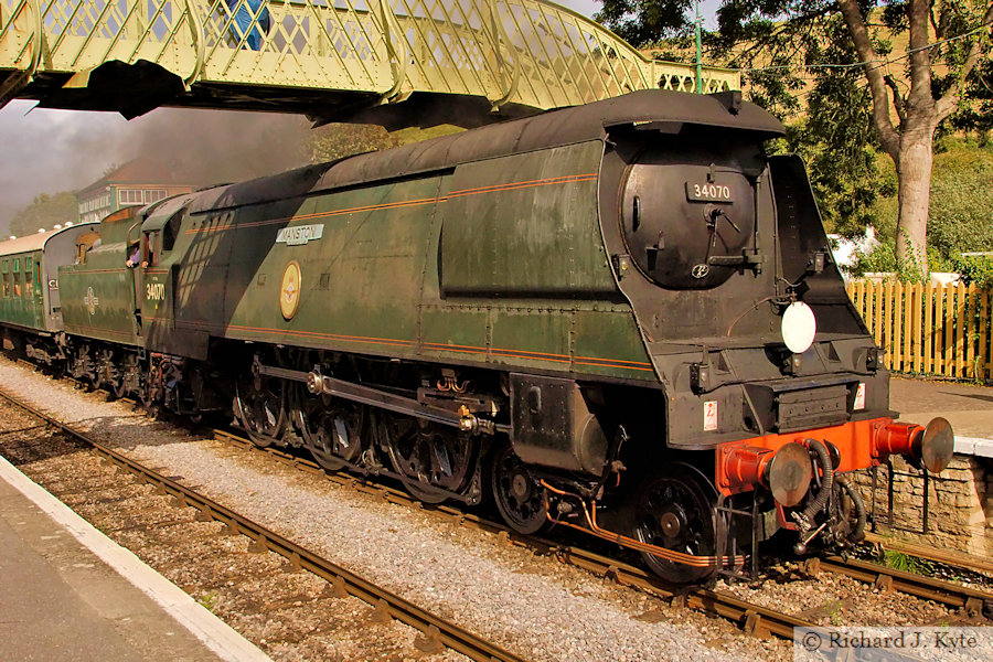 SR Battle of Britain class no. 34070 Manston, Corfe Castle, Swanage Railway