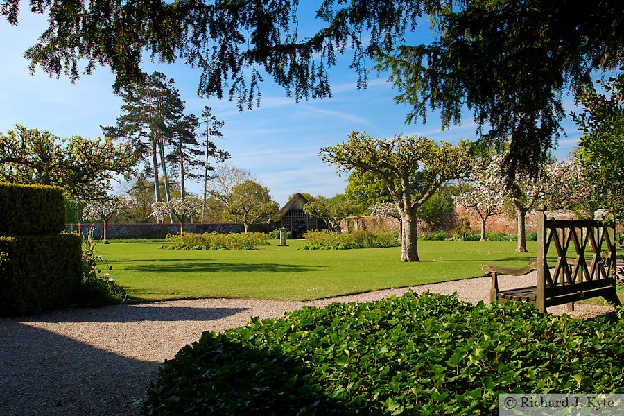 Garden, Baddesley Clinton, Warwickshire