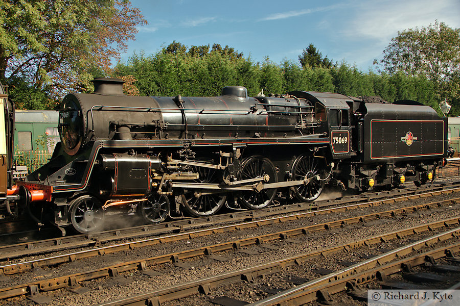 BR Class 4MT 4-6-0 no. 75069 at Bridgnorth, Severn Valley Railway Autumn Gala 2022