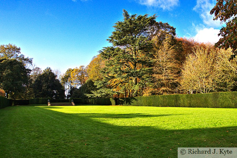 The Theatre Lawn, Hidcote Manor Garden, Gloucestershire