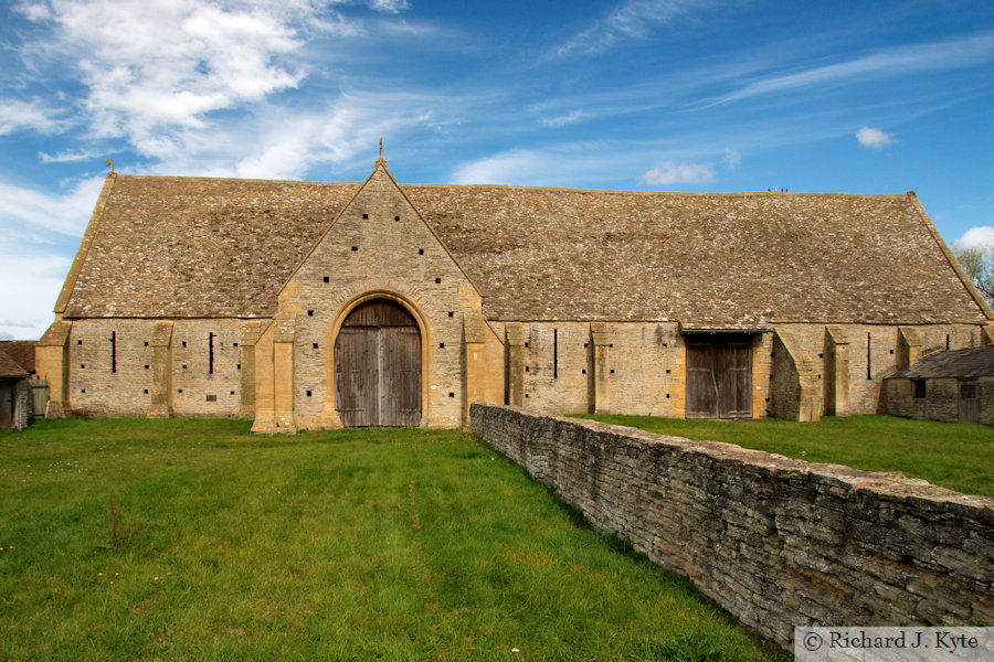 The South Elevation of Middle Littleton Tithe Barn, Worcestershire