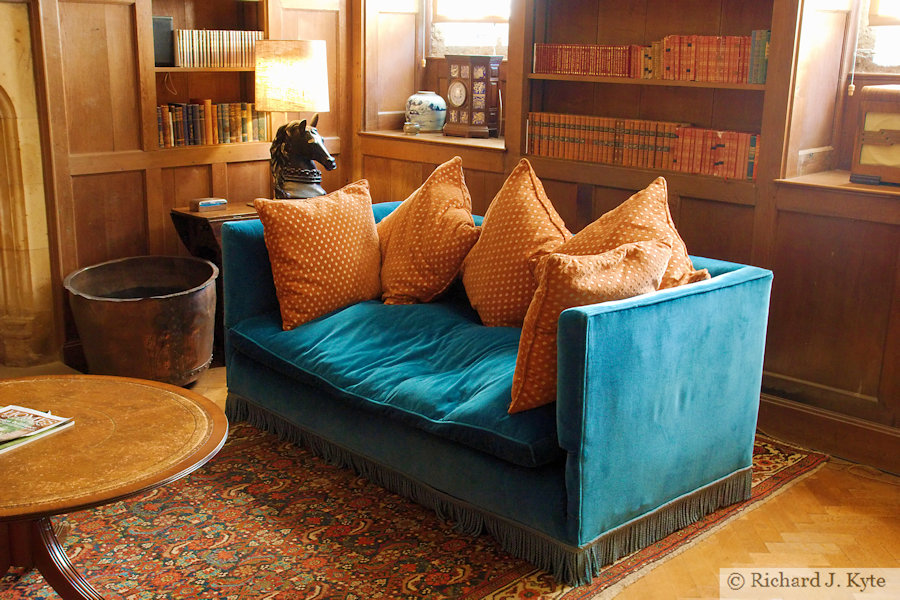 Sofa, The Inglenook, Upton House, Warwickshire