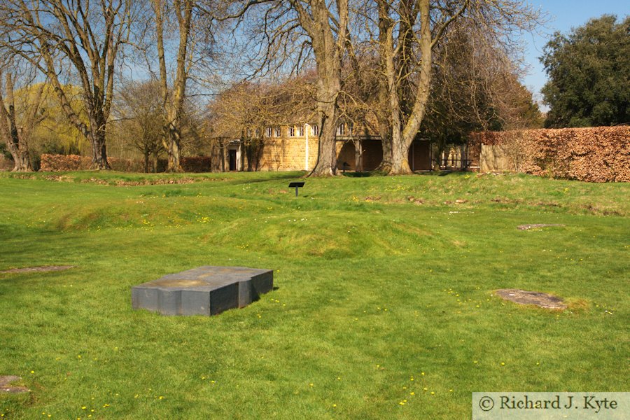 Looking northwest from the nave, Hailes Abbey, Gloucestershire