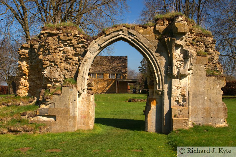 Archway, North Cloister, Hailes Abbey, Gloucestershire