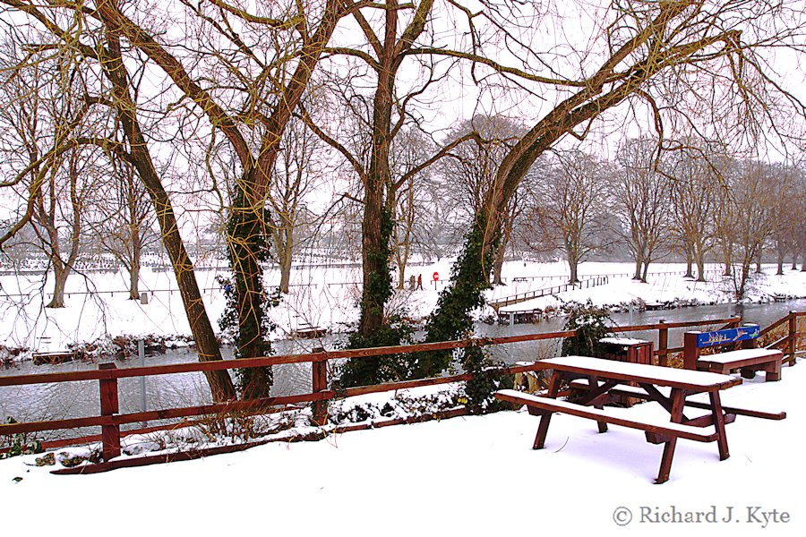 Waterside Gardens, Evesham, Worcestershire