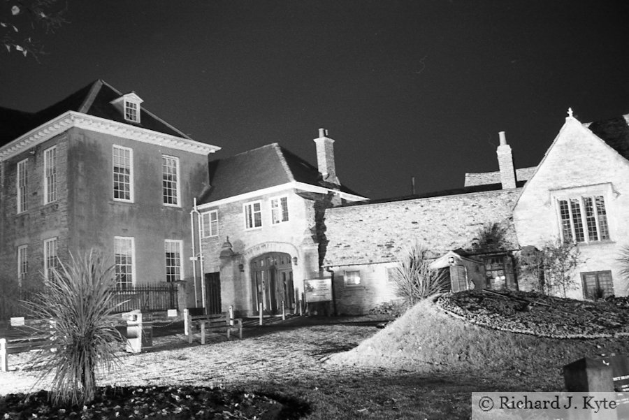 The Almonry Museum at Night, Evesham, Worcestershire