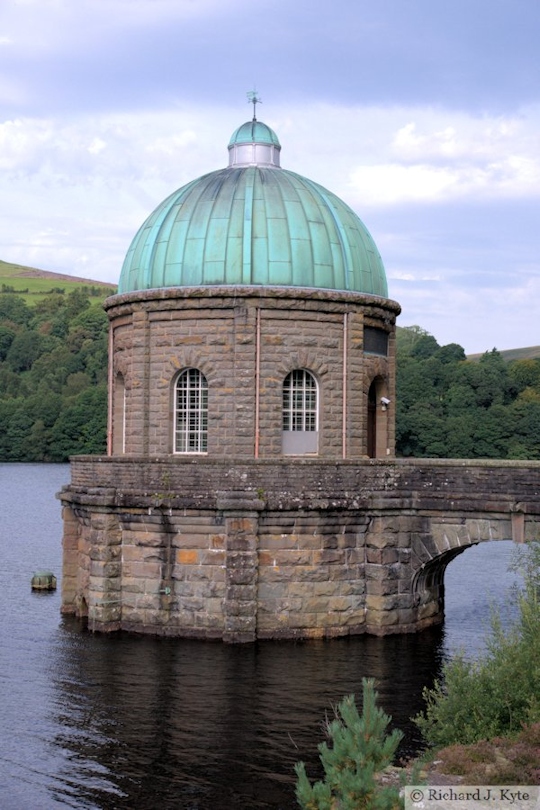 Foel Tower, Garreg-ddu Reservoir, The Elan Valley, Powys, Wales Foel Tower, Garreg-ddu Reservoir, The Elan Valley, Powys, Wales