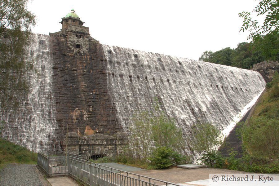 Penygarreg Dam, The Elan Valley, Powys, Wales Penygarreg Dam, The Elan Valley, Powys, Wales