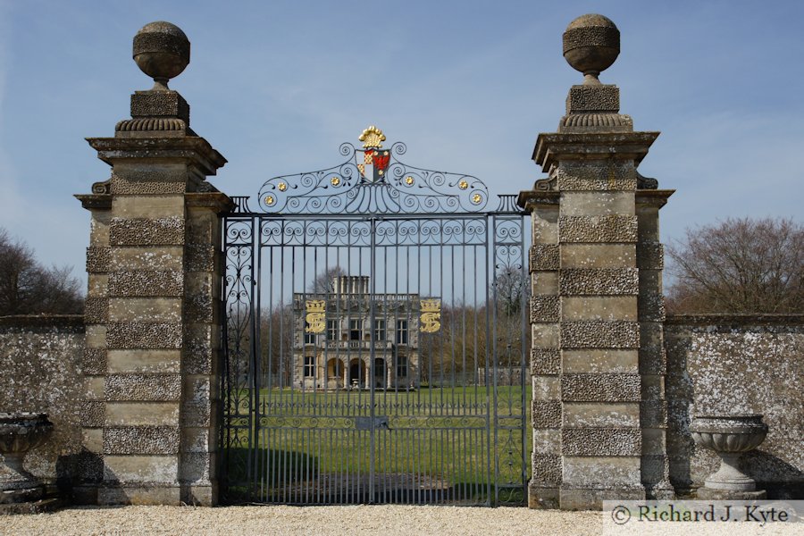 The Main Gates, Lodge Park, Gloucestershire