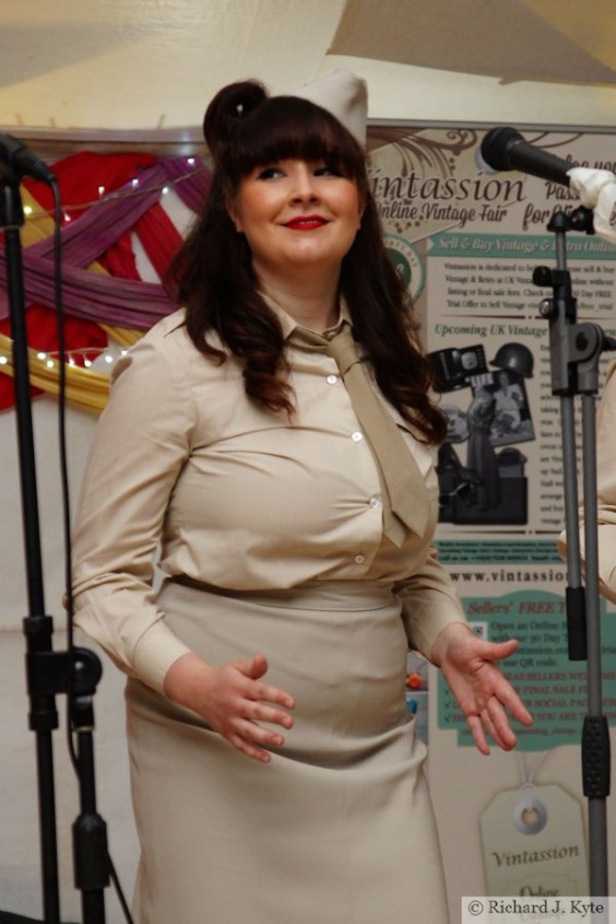 Jessica Friend, The D-Day Dolls, Wartime in the Vale 2015