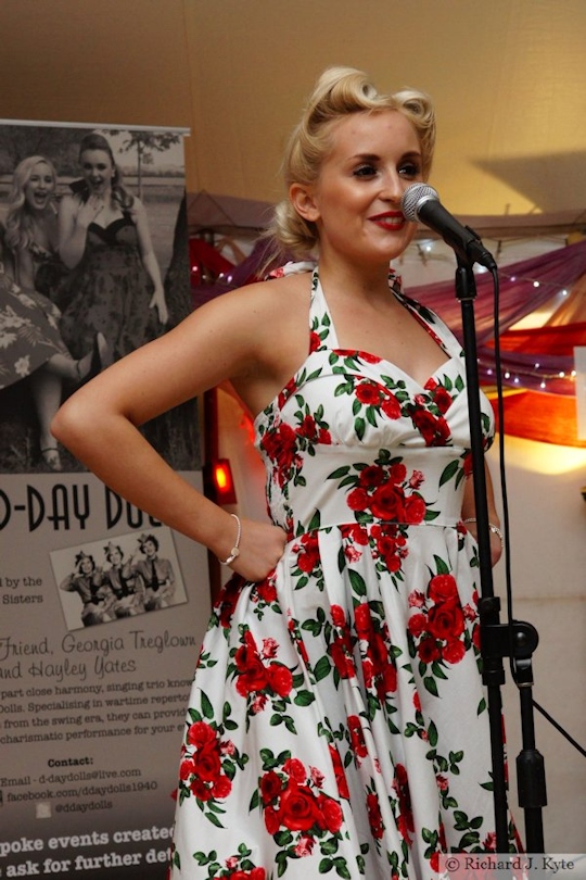 Hayley Yates, The D-Day Dolls, Wartime in the Vale 2015