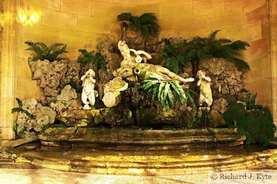 Fountain, The Aviary, Waddeston Manor, Buckinghamshire