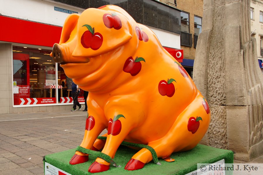 Pig 1, "School Pig", Henson Pig Trail 2017, Gloucestershire