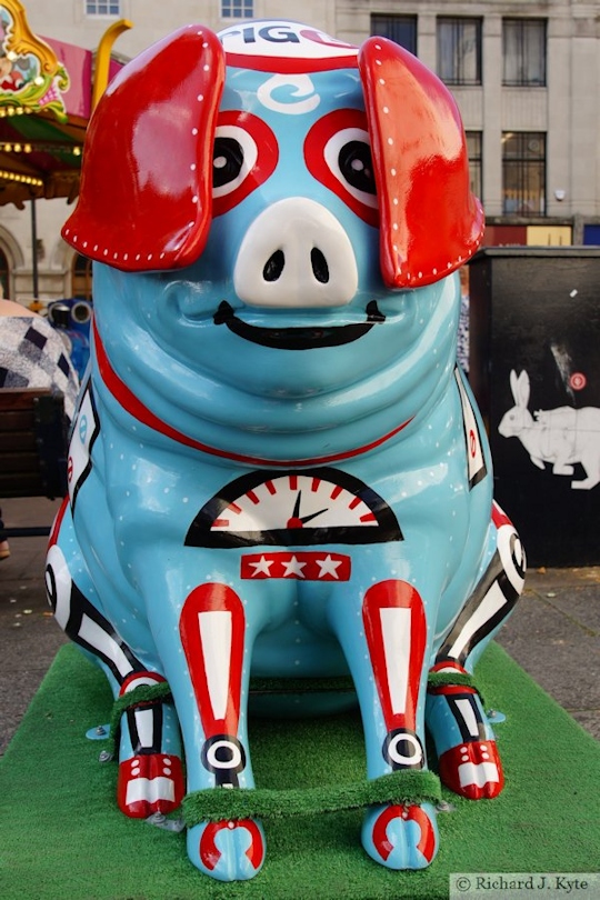 Pig 8 : "Pig-E", Henson Pig Trail 2017, Gloucestershire