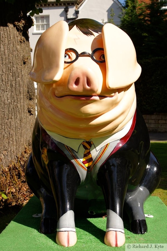 Pig 15 : "Hammy Trotter", Henson Pig Trail 2017, Gloucestershire