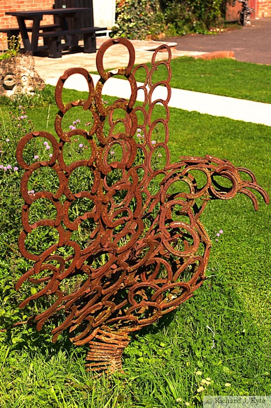 Sculpture, Nature in Art, Gloucestershire