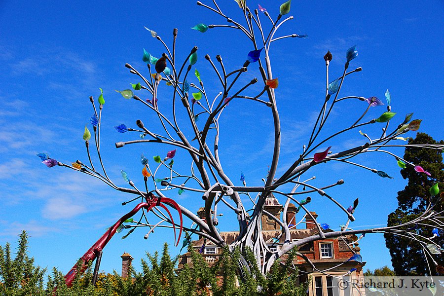Sculpture, Nature in Art, Gloucestershire