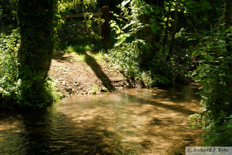 River Windrush, Kineton South Ford, Cotswolds, Gloucestershire