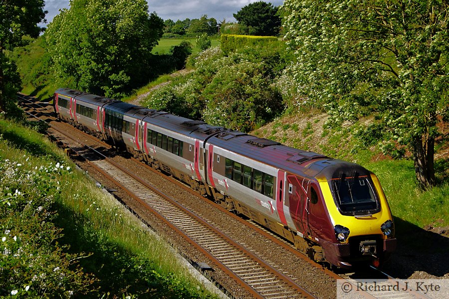 Cross Country Class 221 DMU no. 221134, Bredon, Worcestershire