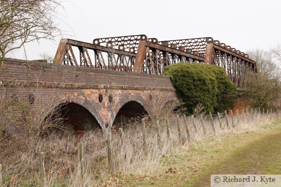 Former Railway Bridge over the River Avon, Stratford-upon-Avon, Warwickshire Former Railway Bridge over the River Avon, Stratford-upon-Avon, Warwickshire