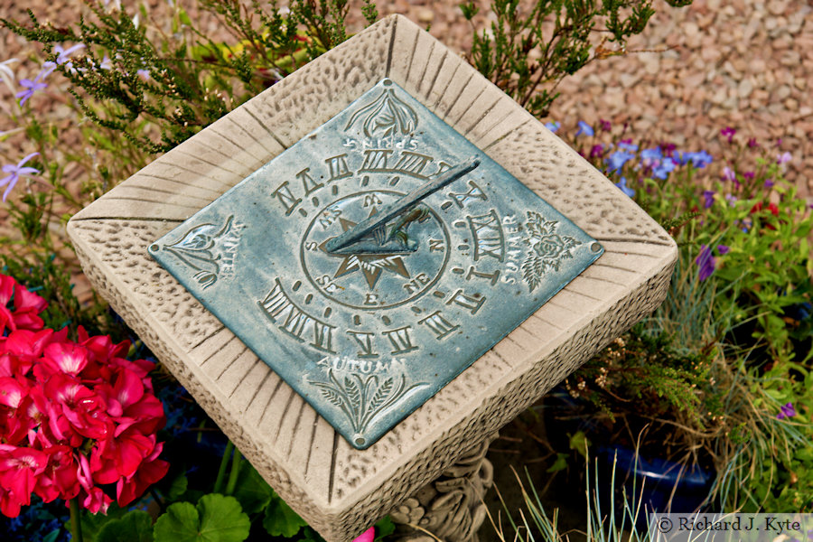 Sundial, Garden 13: "Stores Cottage", Fladbury Walkabout 2026