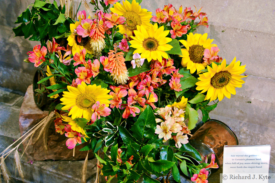 Flower Display, St John the Baptist Church, Fladbury Walkabout 2026